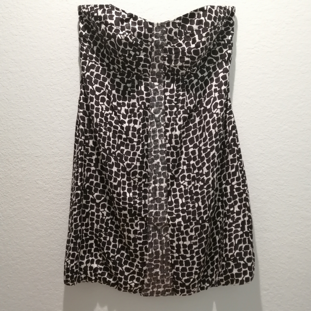 White House Black Market Silk Strapless Black and White Patterned Dress Size 10